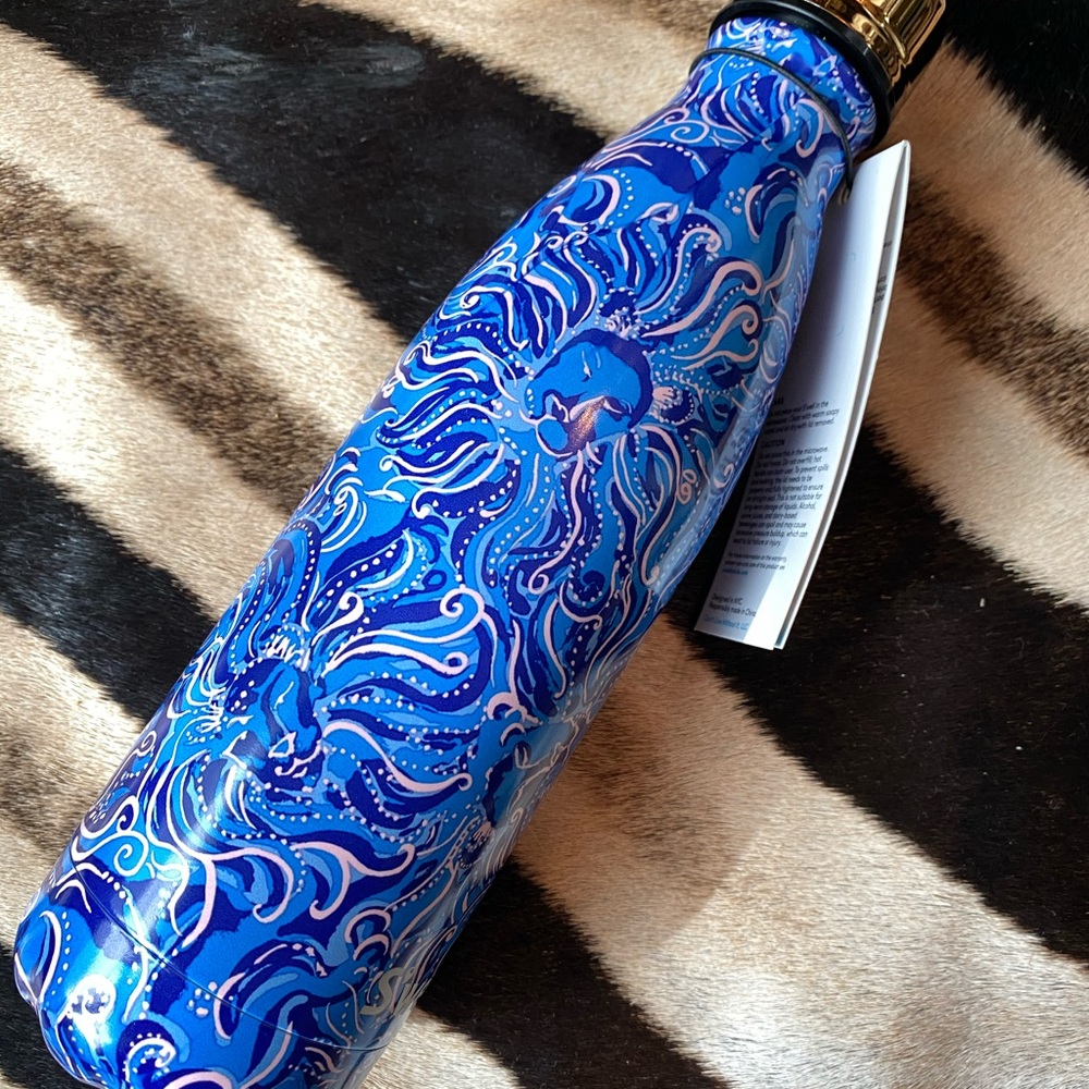NWT Lilly Pulitzer Swell Bottle
